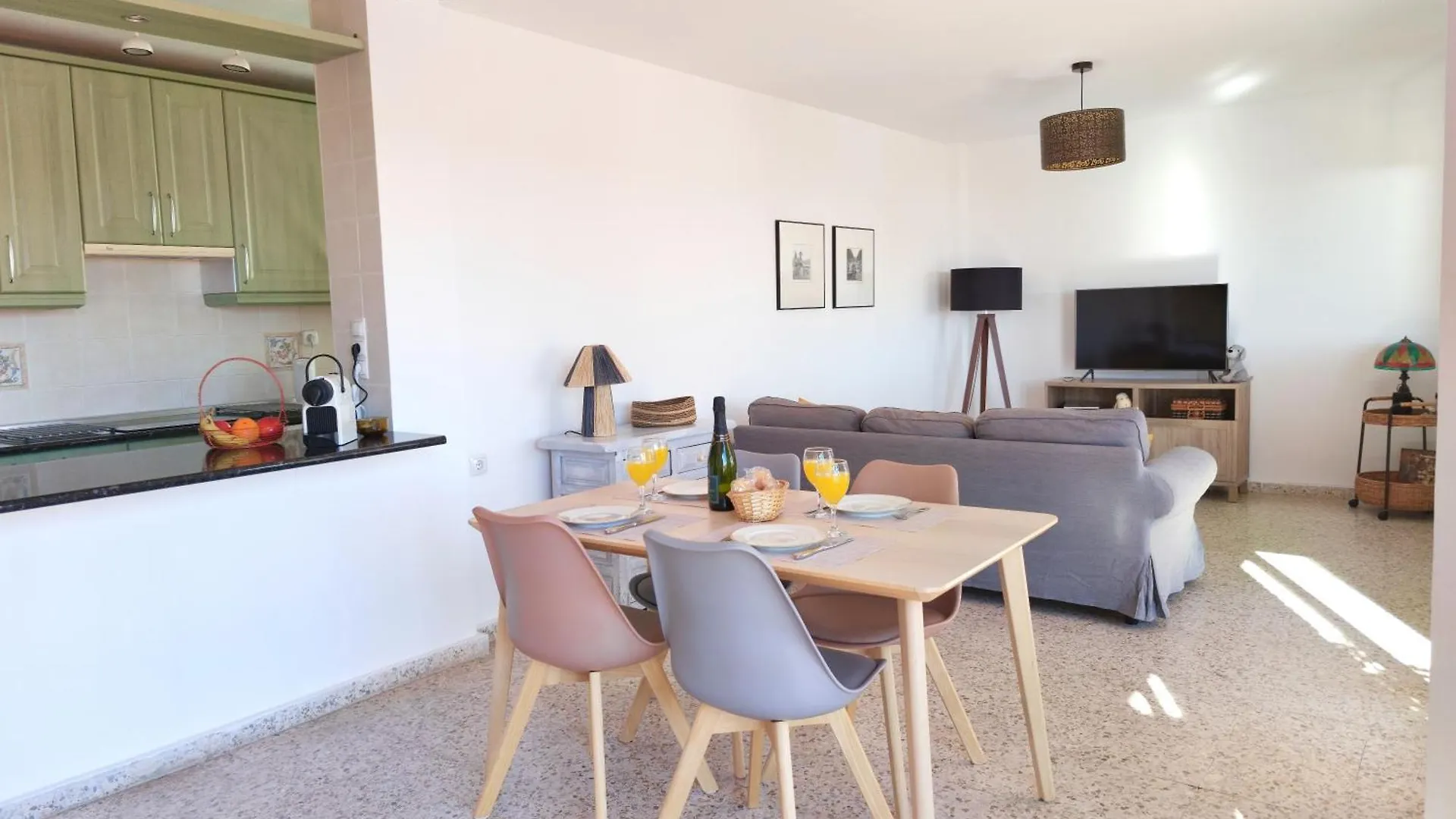Inmogest - Apartamento Vistamar Benalmádena 0*,